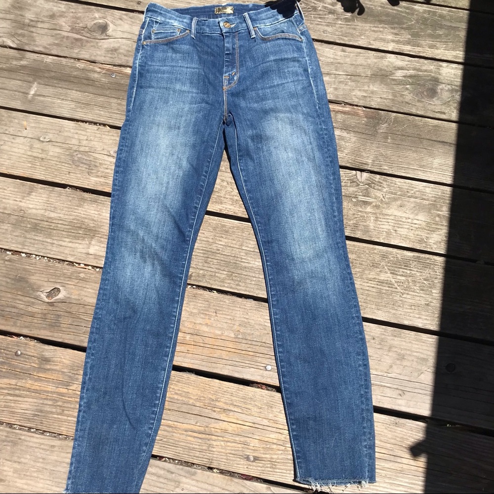 Mother jeans  high waisted looker ankle  fray. W25 wash not rough enough
